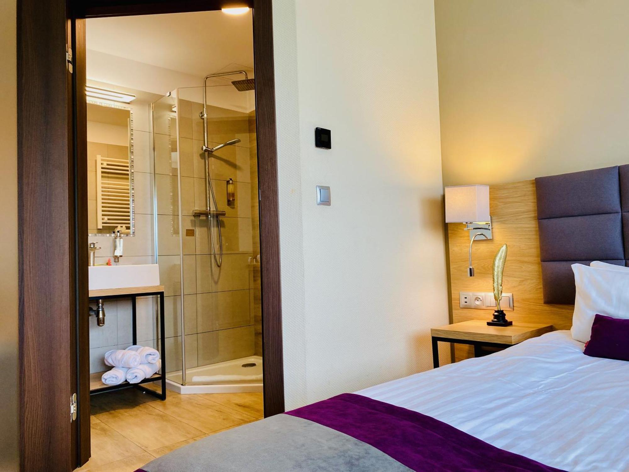 Hotel Conrad Comfort Krakow Exterior photo