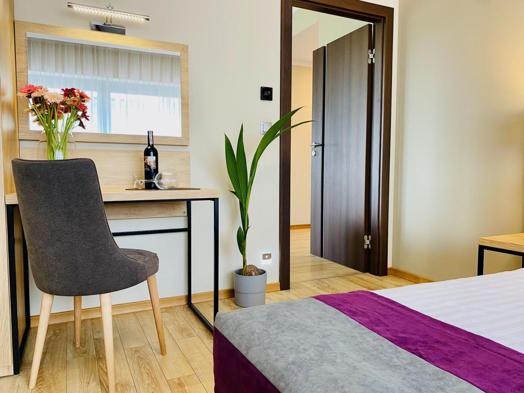 Hotel Conrad Comfort Krakow Exterior photo